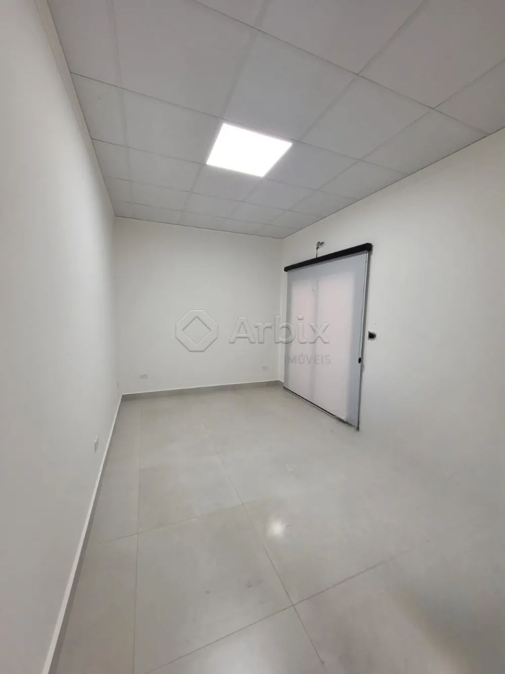 Alugar Comercial / Sala Comercial em Condom&iacute;nio em Santa B&aacute;rbara D`Oeste R$ 1.162,80 - Foto 2